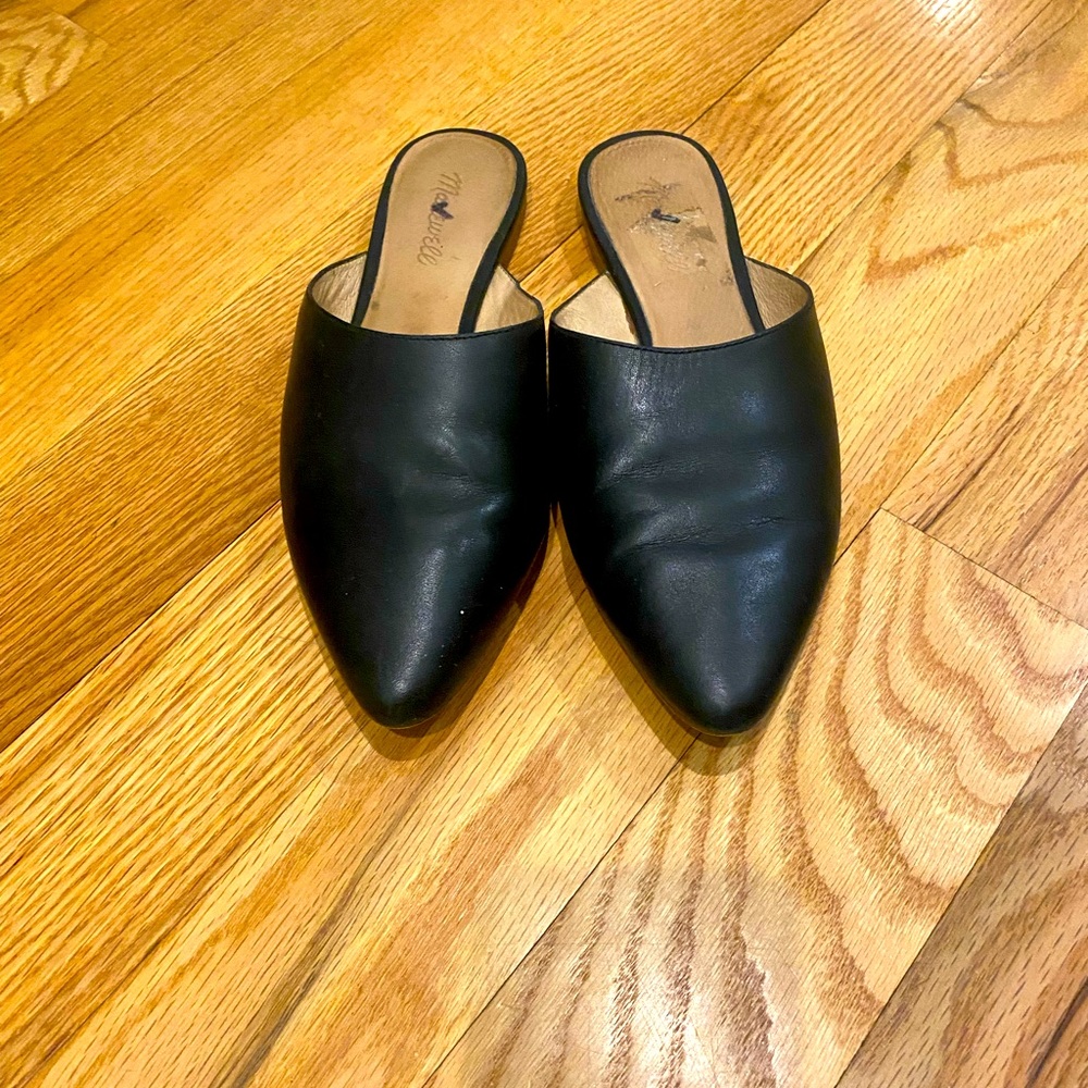 Slightly used Madewell leather mules size 8.5